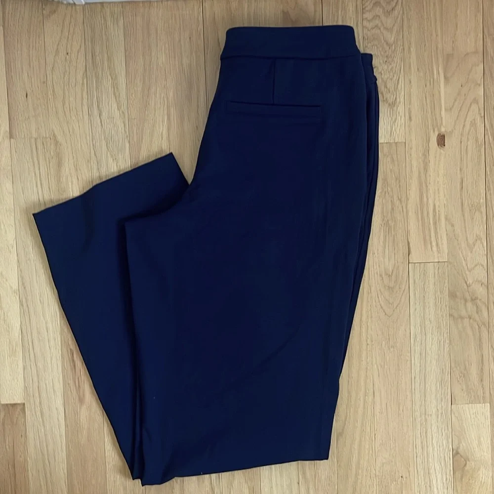 lululemon athletica Straight Leg Pants in Navy